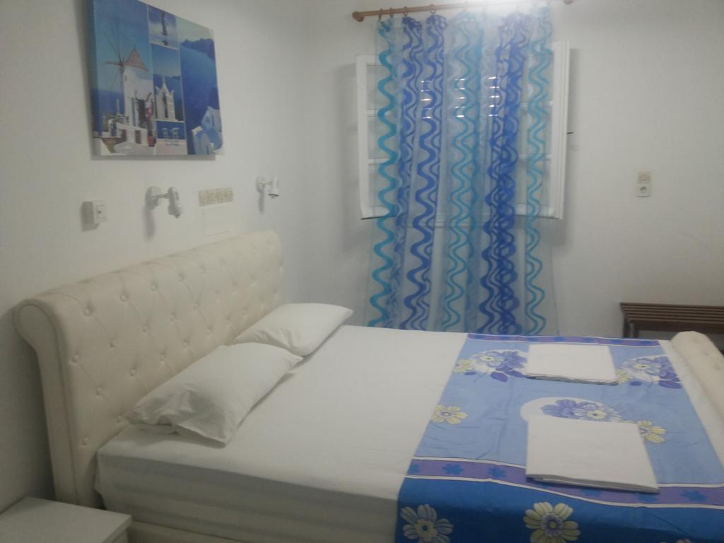 Hotel Mando Marathókampos Habitación foto