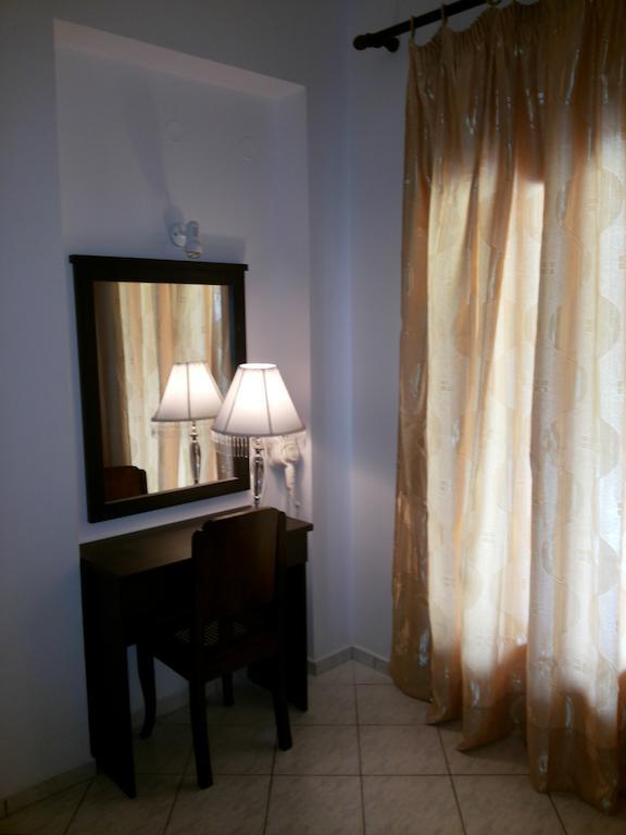 Hotel Mando Marathókampos Habitación foto